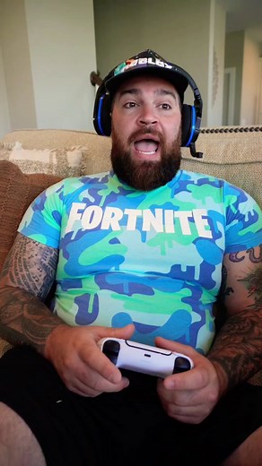 Our classroom pet! #theawesomelawsons #lifewiththelawsons #thatawesomeshow #afterschoolwiththelawsons #parenting #kids #momlife #dadlife #family #fun #funny #pranks #comedy #viral #fyp #trend #trends #trending #reels #shorts #youtube #hot #youtuber #podcast #kidsbelike