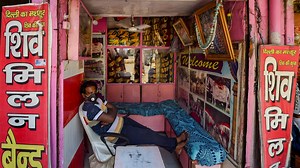 As wedding season begins, Uttar Pradesh's wedding industry bemoans Covid restrictions