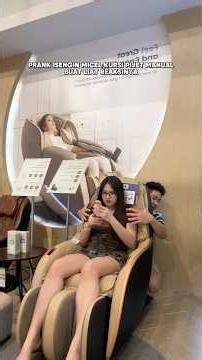 Laku keras nih hrsny kursi pijet model gini🤣#gavinmicel #gavinhnl #jeonmicchh #funny #prank #couple