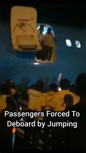 Jay Robert - A Fly Guy on Instagram: "Passengers Jump From Aircraft After Landing in DR Congo Passengers aboard an Air Congo Boeing 737-800 were seen jumping onto the tarmac after landing at Kindu Airport on December 19, 2025. With no mobile stairs or ground equipment available, passengers remained onboard for hours before some opened the aircraft door and exited on their own, dropping nearly 10 to 13 feet to the ground. No injuries were reported. The aircraft landed safely. The incident occurre