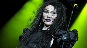 Remembering Pete Burns, Lead Singer of Dead or Alive