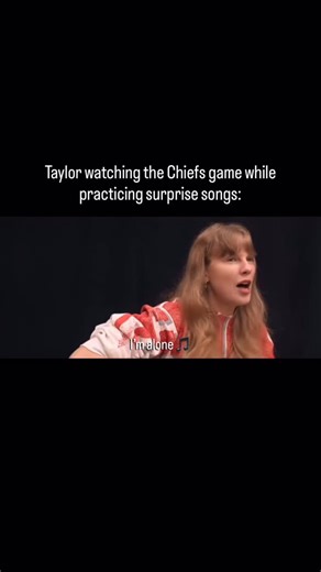 𝖇𝖎𝖌 𝖗𝖊𝖕𝖚𝖙𝖆𝖙𝖎𝖔𝖓⸆⸉ ❤️‍🔥 on Instagram: "I’m dying 😭😭😭 #taylorswift #chiefs #theerastour 🎥: TAS Rights Management | Disney+"