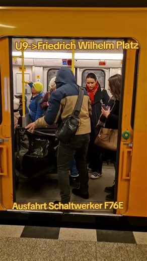 Ausfahrt U9->Friedrich Wilhelm Platz->Pendelverkehr #Tiktok #BVG #ÖPNV #Berlin #U-Bahn @DVB Dresden @Tunneleule U8