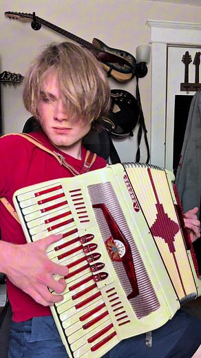 Tip Top Polka / Cliff Polka Accordion Performance