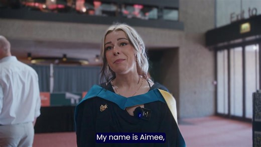 "USE IT!" 💻👍 That's the message of Aimee, a recent OU graduate, when asked about OpenLearn and her advice to any students new to @TheOpenUniversity Support your studies with free courses, study tools and learn new skills to help you smash those module results! 🎓 Visit openlearn.com | OpenLearn