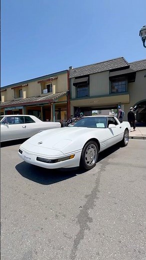 🇺🇸👾 Corvette C4 — the digital dream machine of the 80s and 90s.