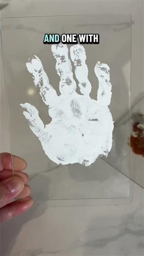 How to make the framed, dried flower handprint craft | Resiners