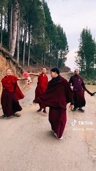 Explore Fun Bhutanese TikTok Trends and Dances