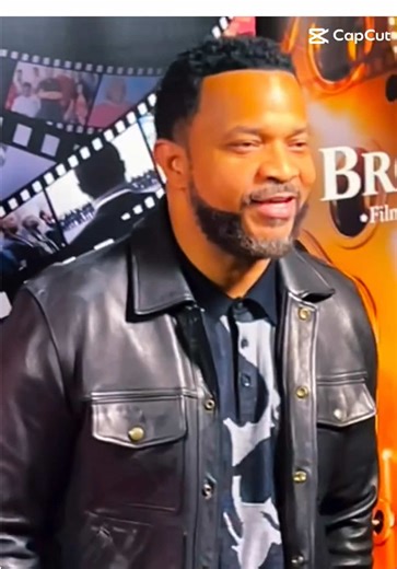 🎄The ATL 🎥 Red Carpet Screening of Lifetime TV’s Christmas Everyday directed by ⭐️Roger M. Bobb gets high praise from moviegoers 🎉 🎞️The Holiday must see ⭐️stars @brandy and features @fultonfilmsga Ambassador @lammanruckerofficial along with film faves ⭐️Debbie Morgan ⭐️Robert C. Riley, ⭐️Journey Carter, ⭐️Bernadette Speakes Catch the movie this Sunday Nov 29th 8pm on @lifetimetv 📺 @drhollycarter & Brandy Norwood are Executive Producers 🎬 and @fultonfilmsga is proud to partner with @bronze