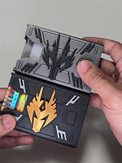 Choose Your Wallet: The Best Options for Kamen Rider Fans