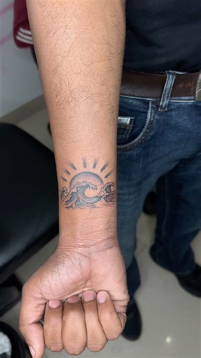 Small coverup with ☀️🌊#tattoo #tattooartist#tattooideas#tattooart #colorfulart#explore#viralshorts