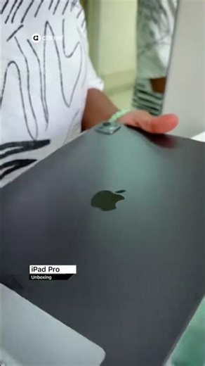 Unboxing the 13″ iPad Pro M4 – First Look! #ipadpro #appleunboxing #fypシ