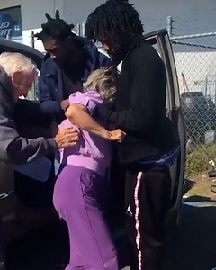 1.3M views · 10K reactions | These lads helped an elderly couple get into their car ❤️ | LADbible | Facebook