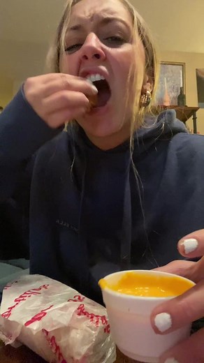 Delightful Onion Rings Eating Tutorial