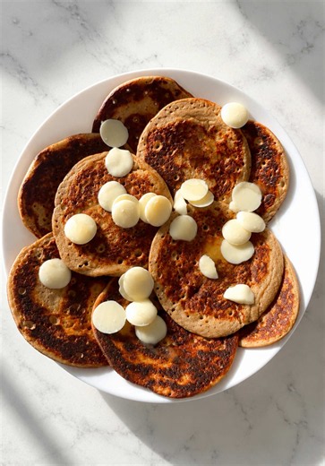 Healthy Banana Oat Pancakes recipe