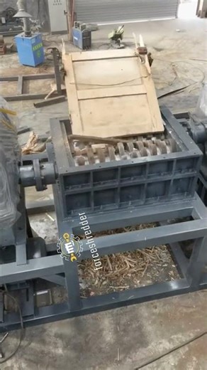Waste wood shredding process and resource recycling and reuse.#shredder #waste #wood #recycle #reuse