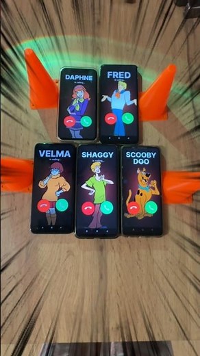 Scooby Doo and shaggy and Velma and Daphne and Fred ARE CALLING KING BRICK!