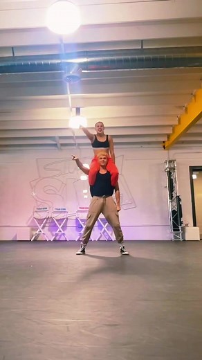 greased lightnin’ ⚡️😎 @itsjojosiwa