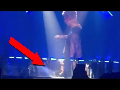 Justin Bieber Slips & FALLS Onstage On Tour Again