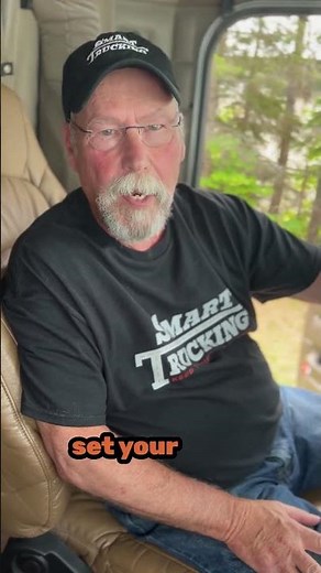 Understanding Where The Load Gauge Needle Should Be (Trucking 101) #shorts