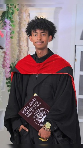 Pivot graphics design on TikTok