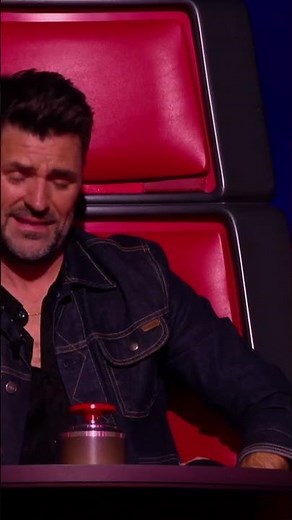 Tommy Demers | J'ai peur (Gerard Presgurvic) | Audition à l'aveugle | La Voix 9