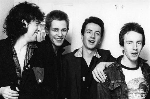 El show de The Clash que terminó en caos: "Todo fue saltar y golpear"