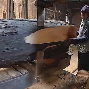 165K views · 1.1K reactions | sawmill old giant wood | Sawmill & Woodworking | Facebook