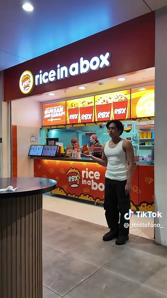 Working as a Standee @rbxph | stefano