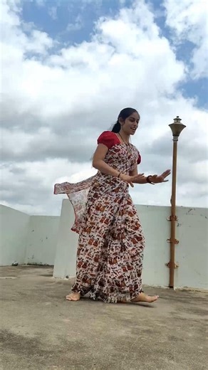 Baavavi nuvvu song 💃#pina chustae #shorts #dance #dancevideo #music #trending #viral