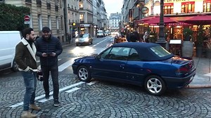 Ici ➡ https://youtu.be/qZcO8U5PXVU 📸🚗 Rdv 18h pour un « essai libre » avec Ludo de sa Peugeot 306 cabriolet | Petites Observations Automobiles - POA