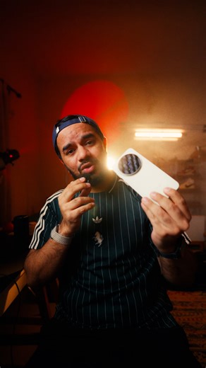 The vivo X300 Pro has impressed the Key Opinion Leaders – featuring 200MP APO ZEISS Telephoto Camera, All-new OriginOS 6, Dimensity 9500 with Pro Imaging Chip VS1, and a 6150mAh battery with 90W FlashCharge, it delivers a flagship experience that stands out. #vivoX300Pro #ZEISSImageGoFurther | vivo