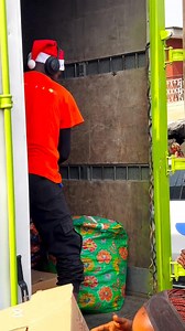 In the spirit of Christmas, we are delighted to partner with Chocolate City @choccitymusic and @blaqbonez to share the joy and kindness of the season with households living below the poverty line in Ijesha Community, Surulere, by supporting them with staple foods, decent clothing and personal care items to uplift and put smiles on faces faced with economic disadvantages. At Lagos Food Bank, we believe health is the greatest form of wealth, and nutrition plays a vital role in ensuring the general