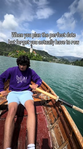 First time rowing 🚣 #rowing #fails #funny #travel #date