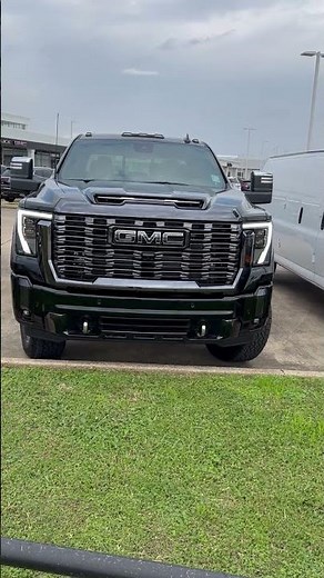 2024 GMC Sierra Animated Headlights