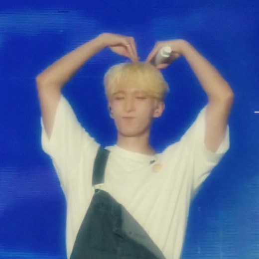 honouring blonde hair dk 💛 being blonde makes him more sunshine than ever, actually love the hair colour on him it grew on me so much😭 i will miss blonde dk :’( !! #dk #dkedit #dokyeom #dokyeomedit #seokmin #seokminedit #leeseokmin #dkseventeen #dokyeomseventeen #seventeen #seventeenedit #svt #svtedit #kpop #kpopedit #carat #caratedit #svtcarat #cutiesgathering