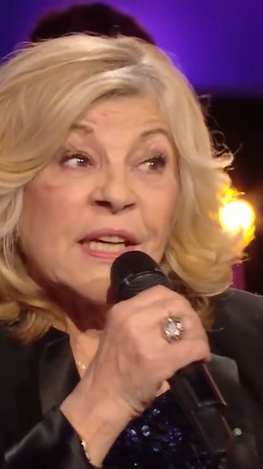 #Nicoletta en concert le 1er Mars 2026 à 15h30 pour la #fêtedesgrandsmères à #Barbieres entre #Valence et #Romans | Michel Vagnoux Production