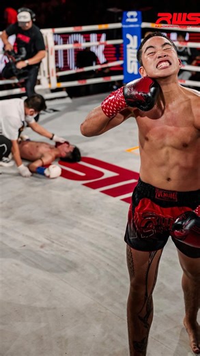 POWERHOUSE PHUKET ⚡ on Instagram: "⚡️ANOTHER DAY ANOTHER KO FOR SUPERSTAR TEXAS⚡️ Texas left absolutely no doubts in his rematch at RWS this weekend, finishing his opponent with a beautiful head kick in the second round (following 2 knockdowns 😮‍💨) Tex not only secured a 50k bonus, we’re also so pleased to announce he’s now signed a contract with @rwsmuaythai - so expect to see more of him on the big screen where he belongs 🔥 One of the hardest working in the gym and a tr