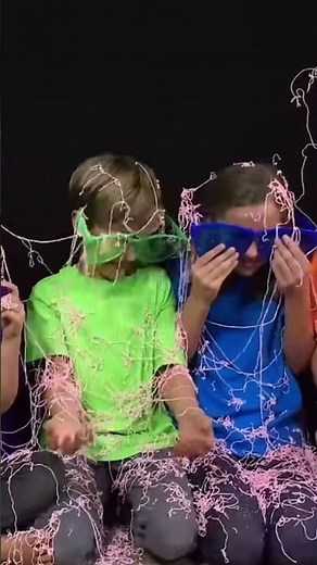 Learn colors with Sign Post Kids! Colorful silly spray!￼ #shorts