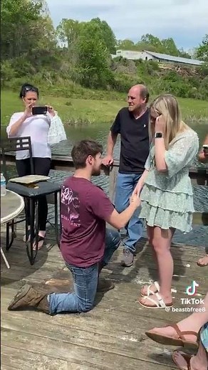 Carrie Underwood's Heavenly Performance of "How Great Thou Art" on American Idol