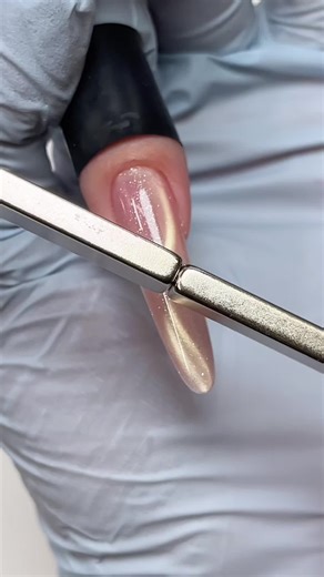 A quick guide to the Ribbon Cat Eye technique #modinggel #fyp #nudenails #cateyegel #longnail