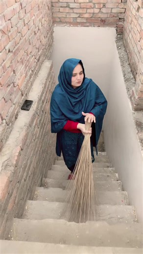 Sunday Kab Aayega: Family Fun in Laddo Village