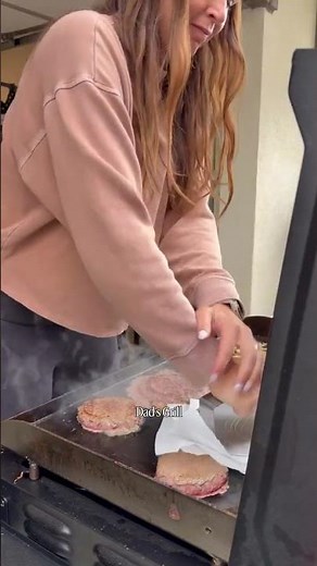 Easy Smash burgers on the Blackstone