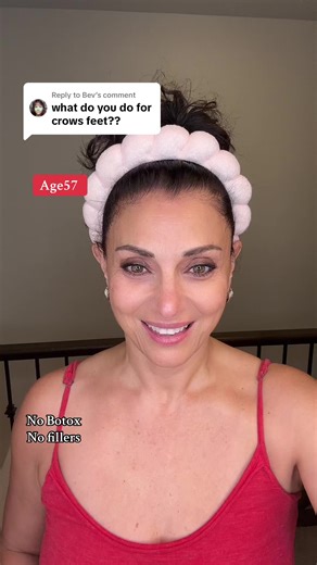 Effective Crow's Feet Treatment with Face Rolling Techniques