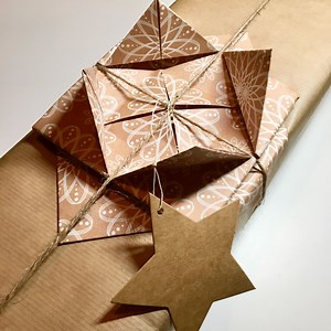 Origami gift bows