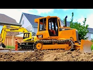 Grading A Property With RC Dozer In 1:16 Scale RC! With Custom Tracks!