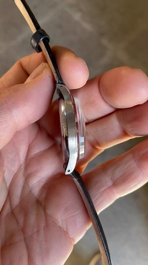 For Sale: A scarce Universal Geneve Uni-Compax steel chronograph Ref. 22420, a 1950`s chrono fitted with its original dial in its original and untouched condition, just …listed for sale @lorologiese Listed @ 2890 euros#universalgeneve #universalgenevevintage #universalgenevecompax #universalchrono #medicocompax #universalcompax #universalmedicocompax #universalwatch #universalwatches #universalchrono #watchphotography #lorologiese #morcote #chronograph #chrono #crono #cronografo #chronographe #v