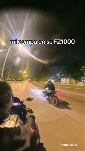 se aloco #motos #biker #fz1000 #yamaha #moto