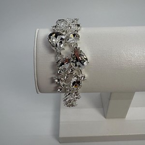 Bracelet transparent en forme de larme, bracelet en cristal transparent, bracelet en strass transparents, bracelet de mariage transparent, bracelet transparent, gros bracelet blanc - Etsy France