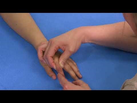 Hand examination; Collateral ligaments and volar plate to the PIPJ of the finger